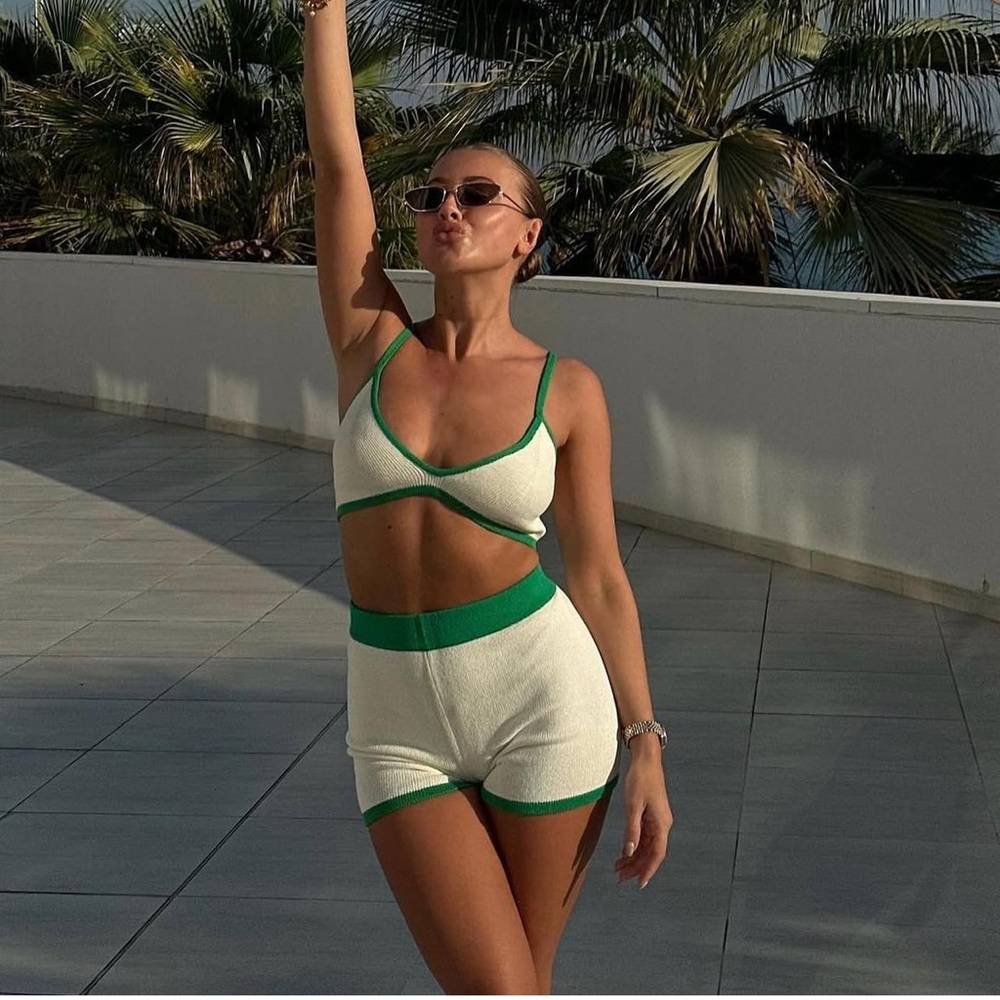 Asta Resort Two Piece Set 🦎